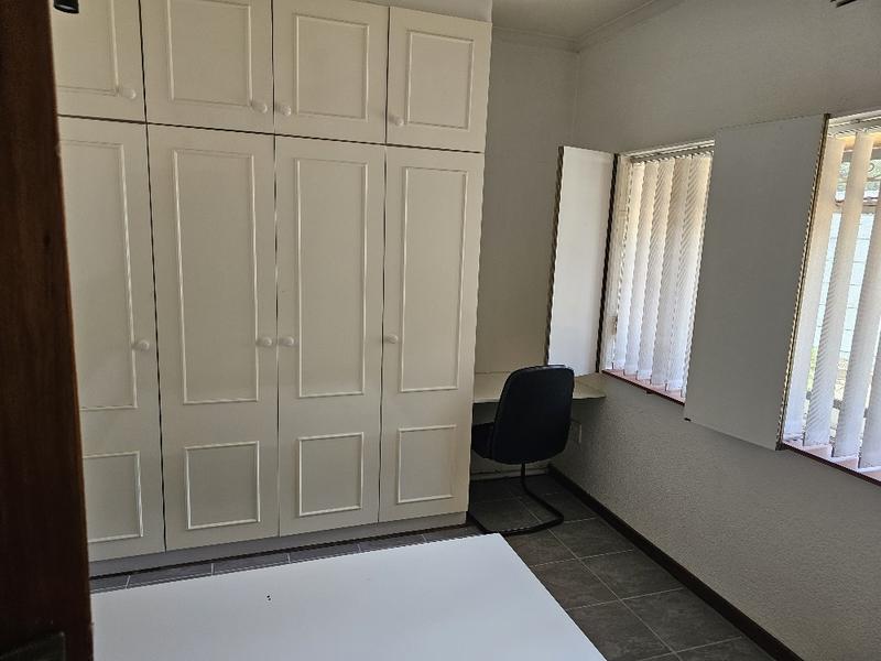 To Let 1 Bedroom Property for Rent in Avondale Western Cape